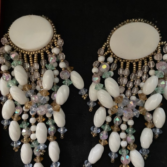 Vintage dangle chandelier earrings - Picture 2 of 2